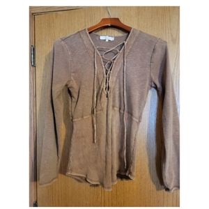 Long sleeve, tie front, shirt